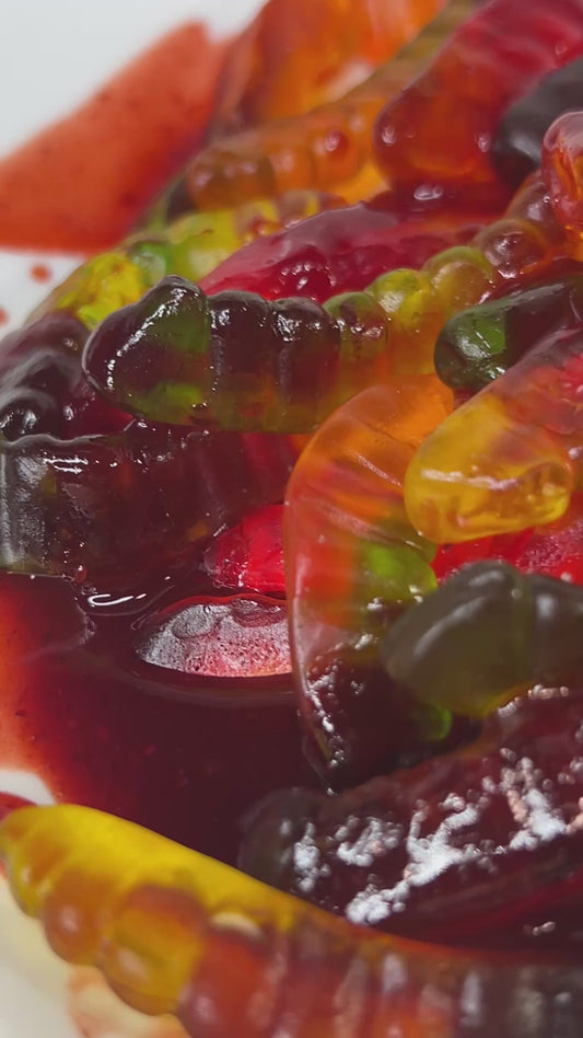 video - culebritas - worm gummies - gummies - gomitas - chamoy
